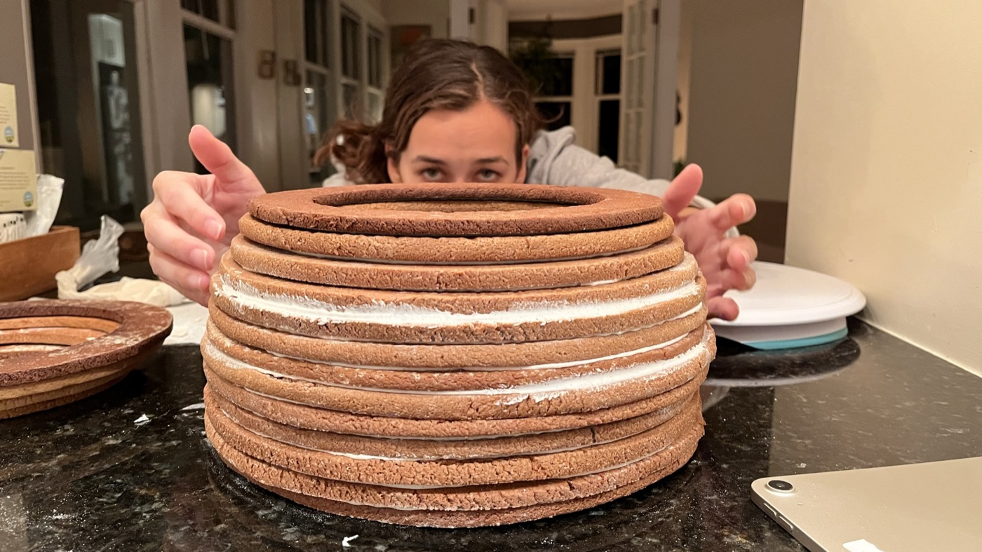 Gingerbread Amphora